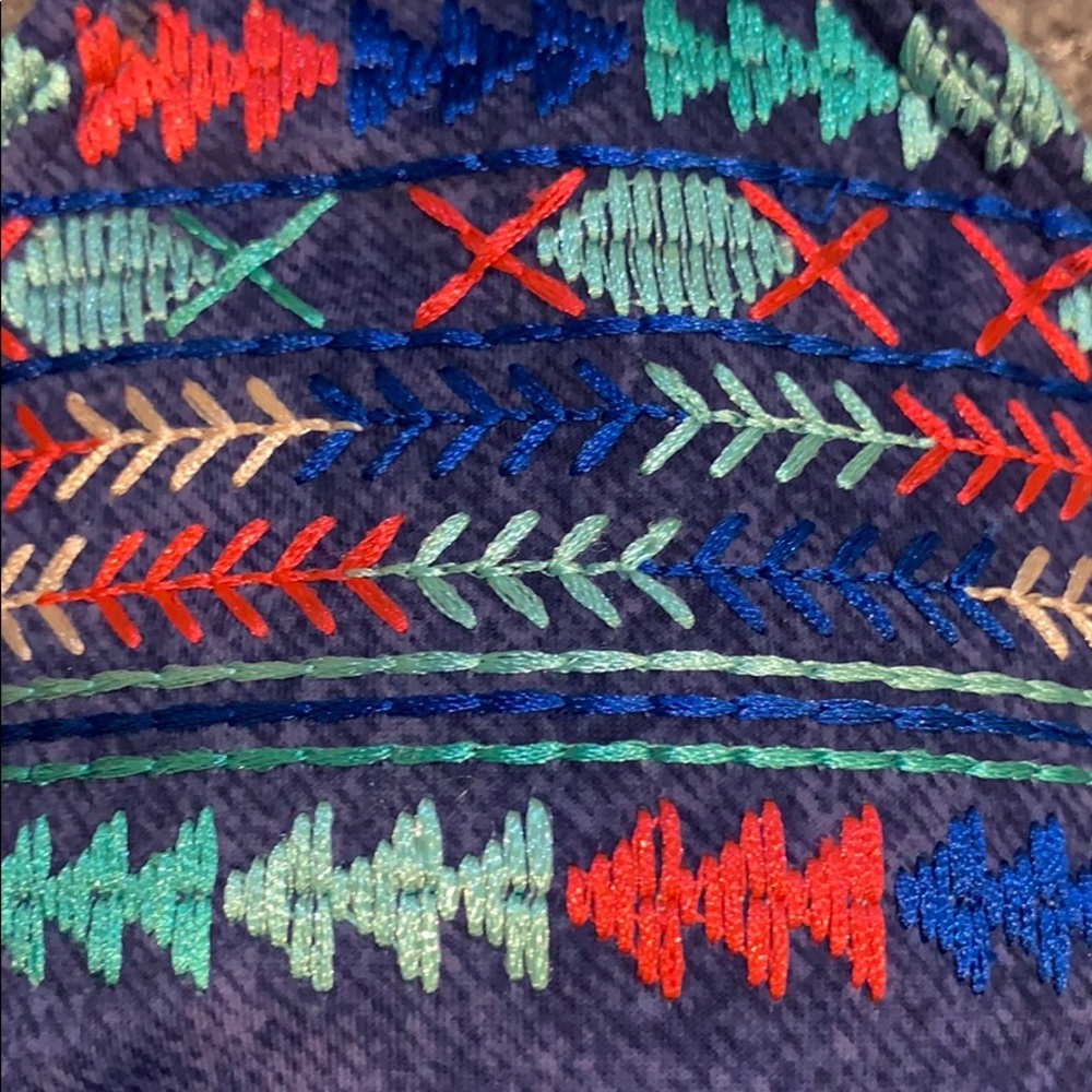 Patterned Bikini top - Picture 3 of 3